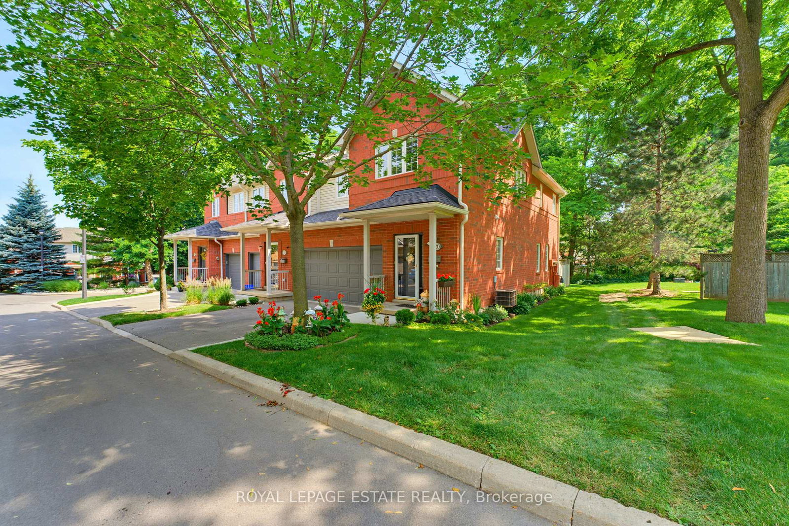 1beddoe-drive-hamilton-ontario-x13703658