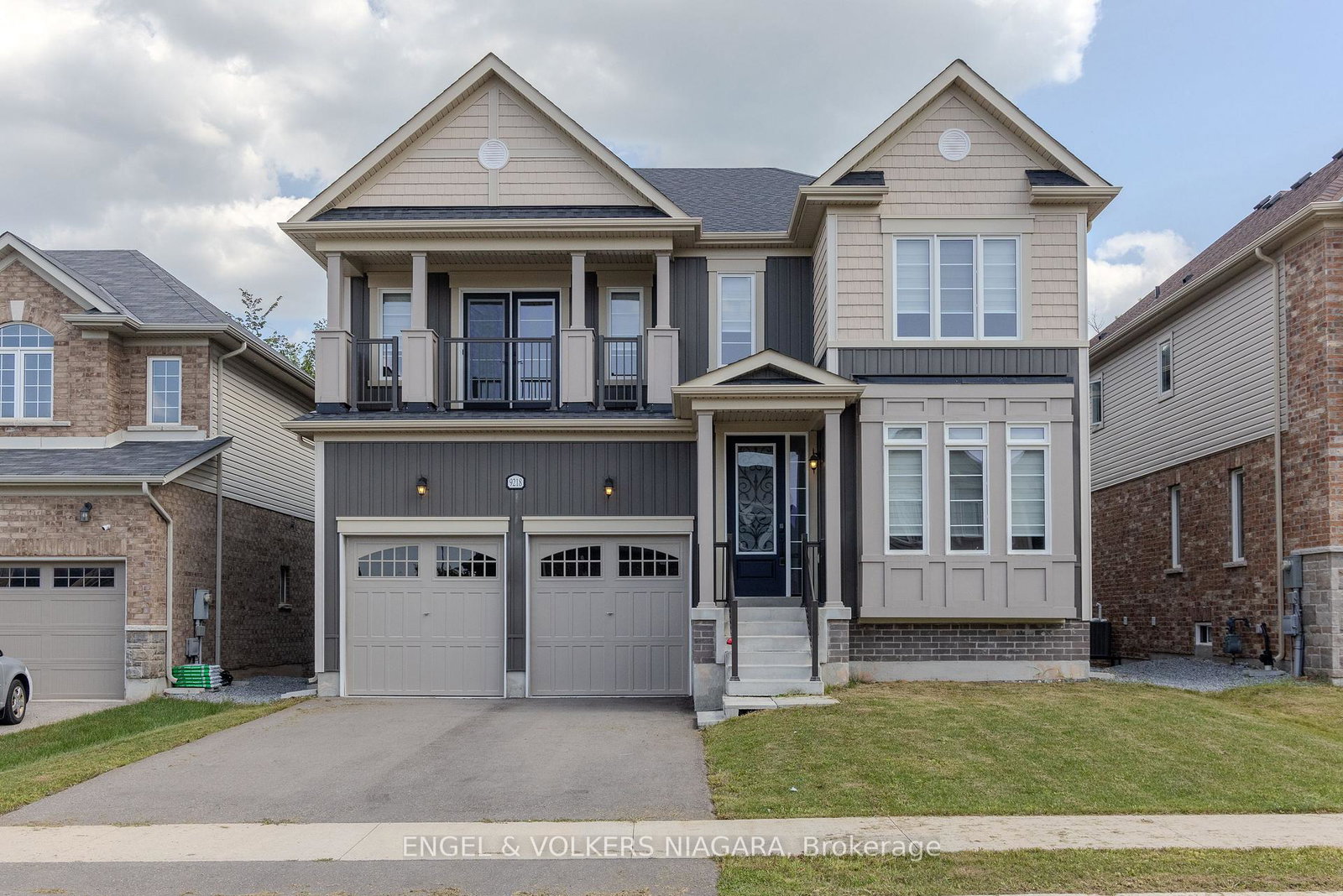 9218-white-oak-avenue-niagara-falls-ontario-x13703950