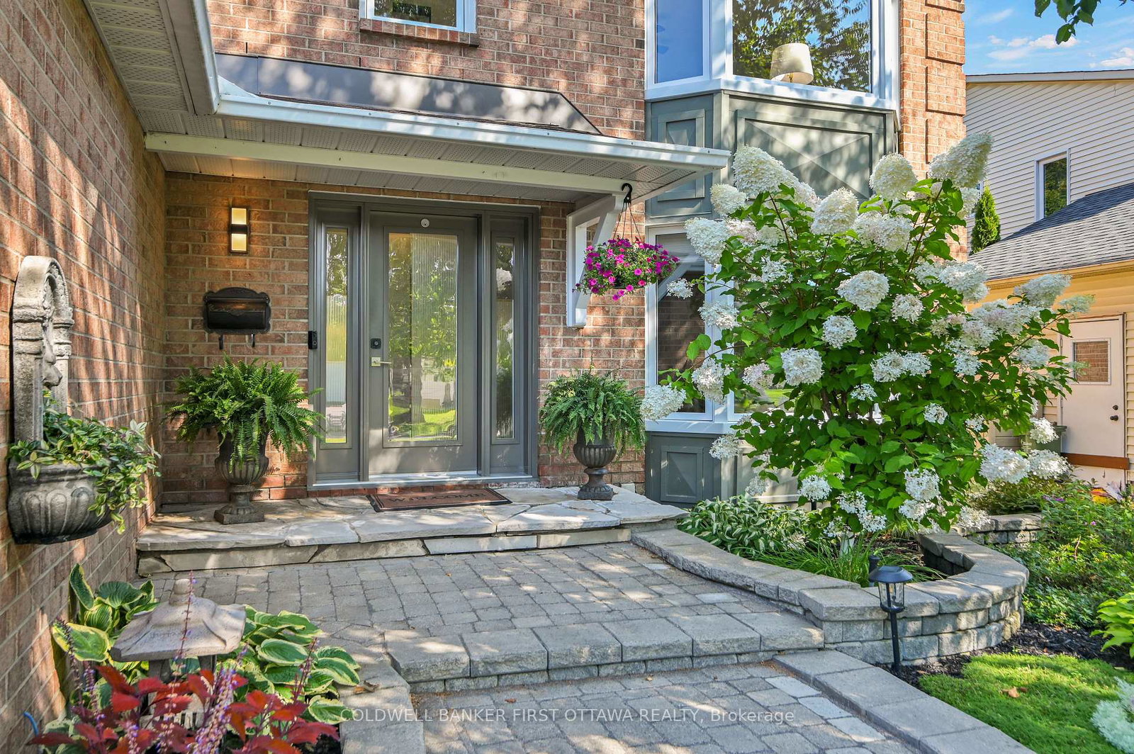 605-brookridge-crescent-ottawa-ontario-x13704026