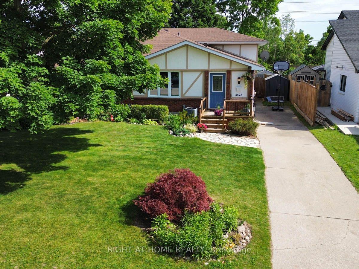2623-kaymar-crescent-sarnia-ontario-x13704164