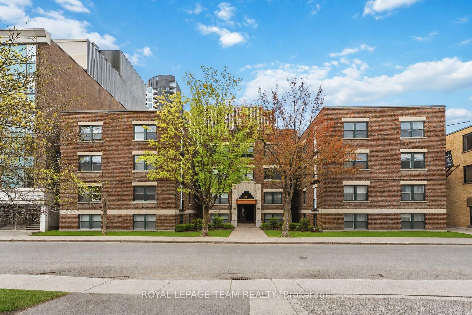 235-cooper-street-ottawa-ontario-x13704350