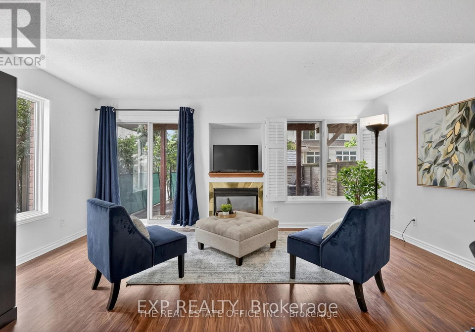 106-corsica-private-w-ottawa-ontario-x13704554