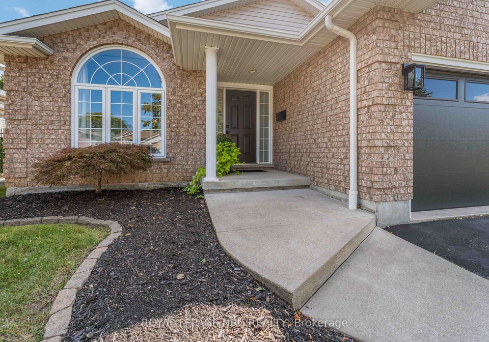 3680-weinbrenner-road-niagara-falls-ontario-x13704784