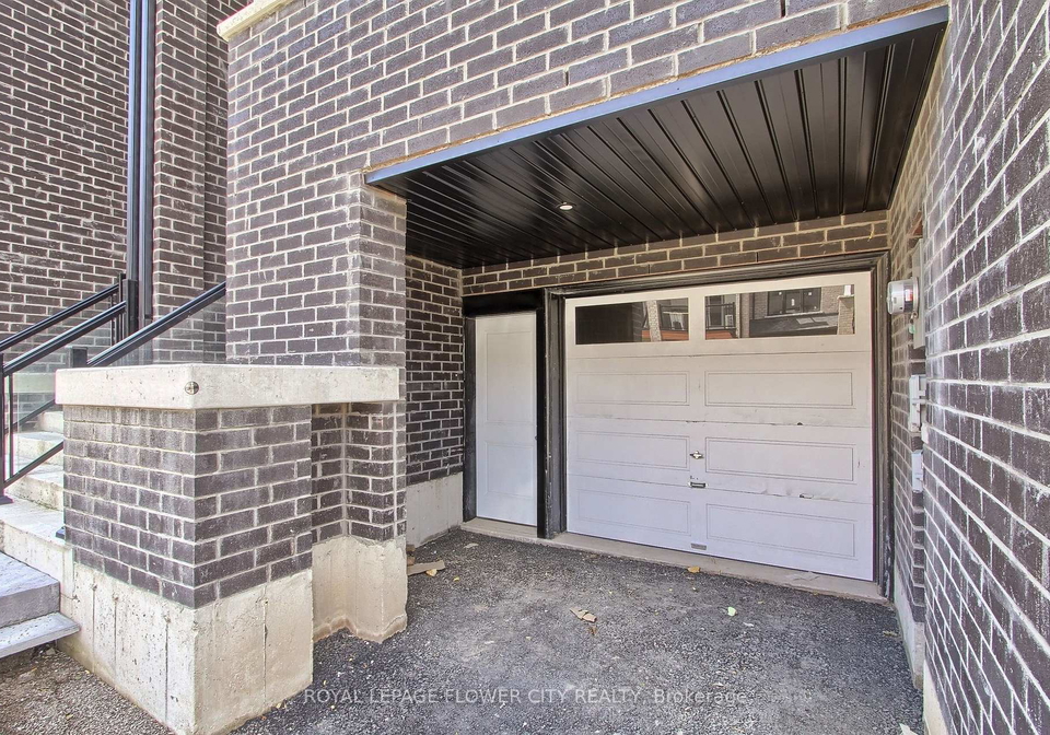 33-sidney-rose-common-st-catharines-ontario-x13704888