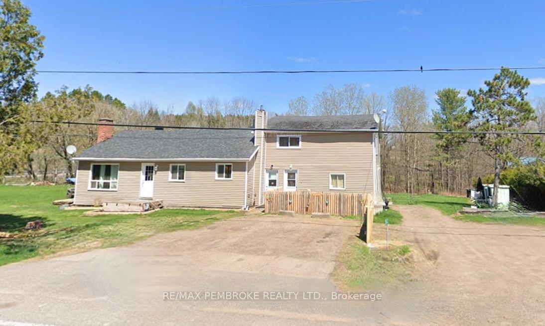 3396-b-line-road-laurentian-valley-ontario-x13705020