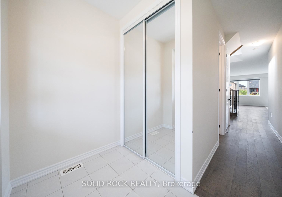 305-vanilla-trail-thorold-ontario-x13705100