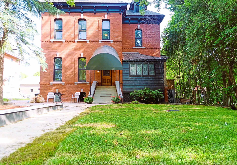 460-wilbrod-street-ottawa-ontario-x13705116