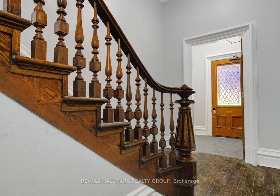 460-wilbrod-street-ottawa-ontario-x13705116