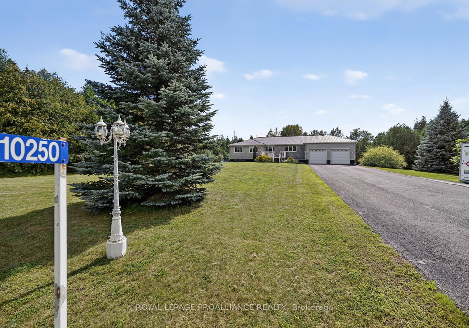 10250-county-road-15-augusta-ontario-x13705180