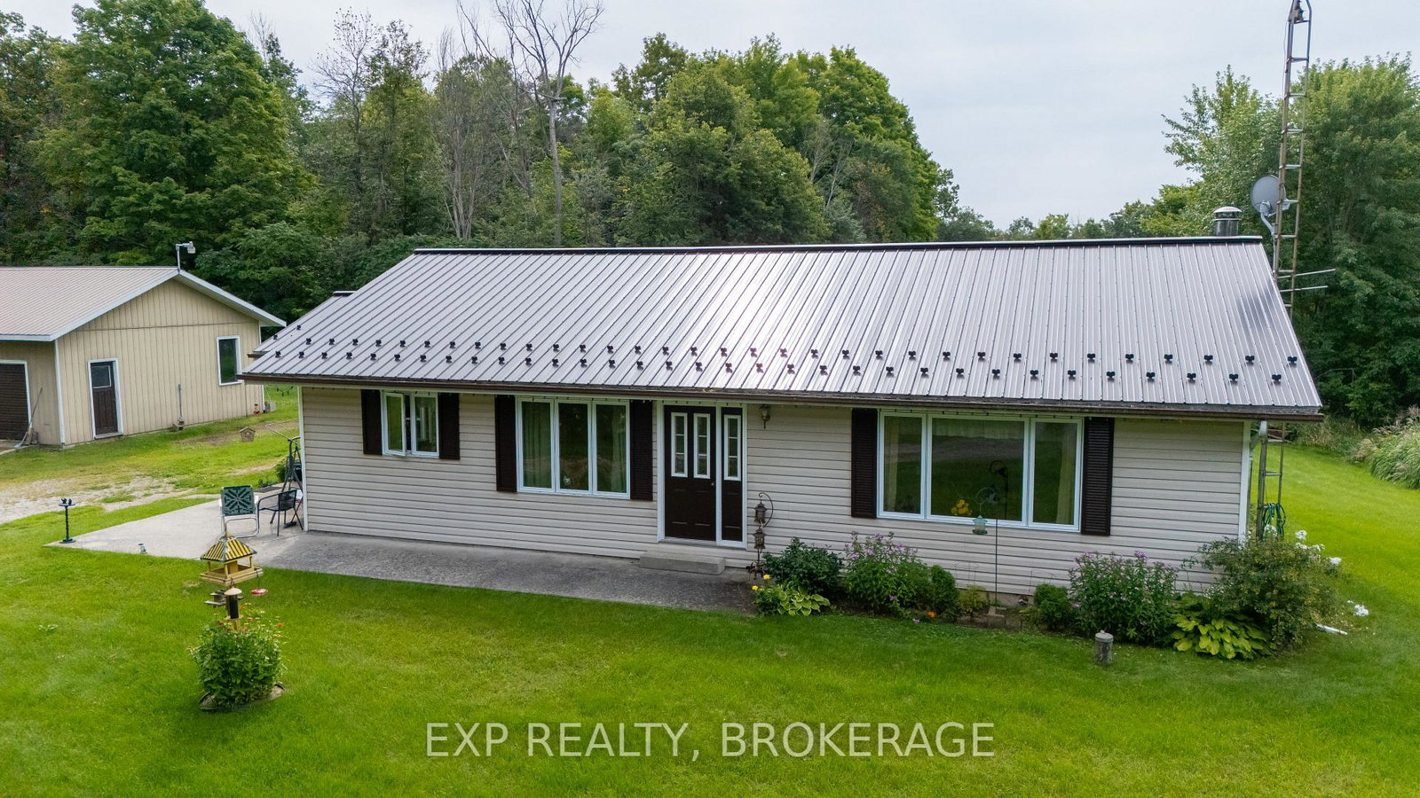 279-munro-road-tay-valley-ontario-x13705260