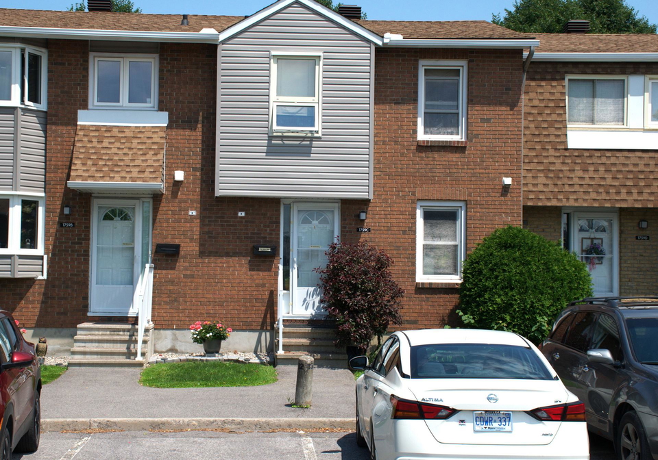 1759-lamoureux-drive-ottawa-ontario-x13705264