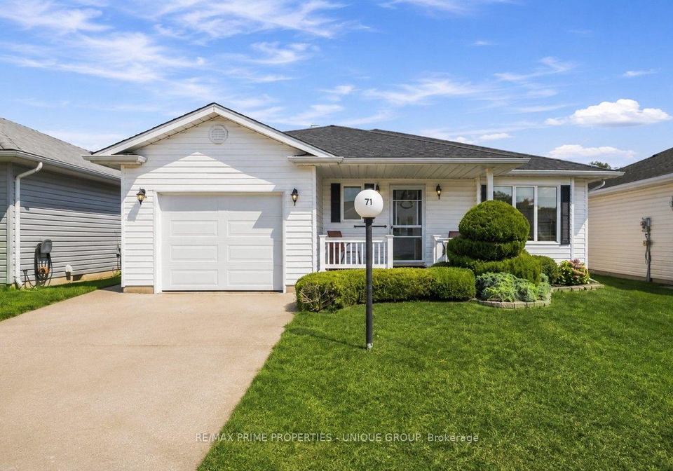 5700-blackwell-side-road-sarnia-ontario-x13705268