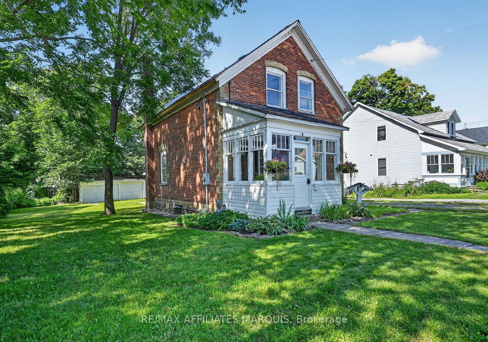 8-mcgill-street-n-smiths-falls-ontario-x13705362