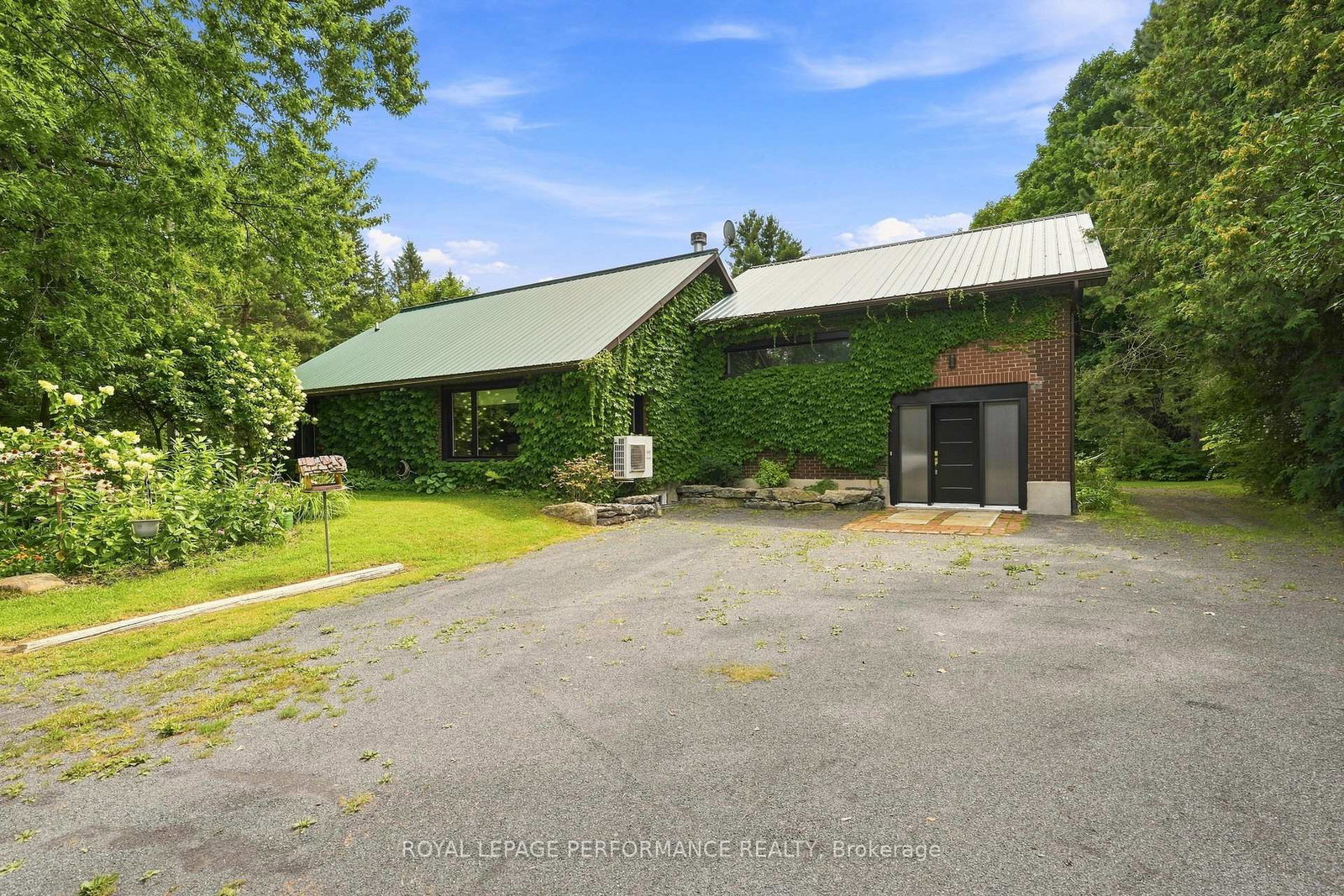 5554-county-10-road-the-nation-ontario-x13705386