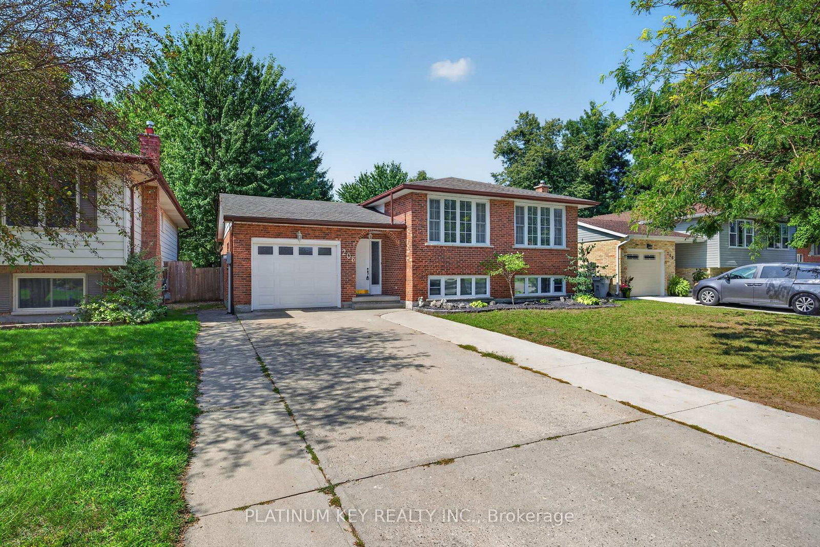208-southfield-drive-strathroy-caradoc-ontario-x13705394