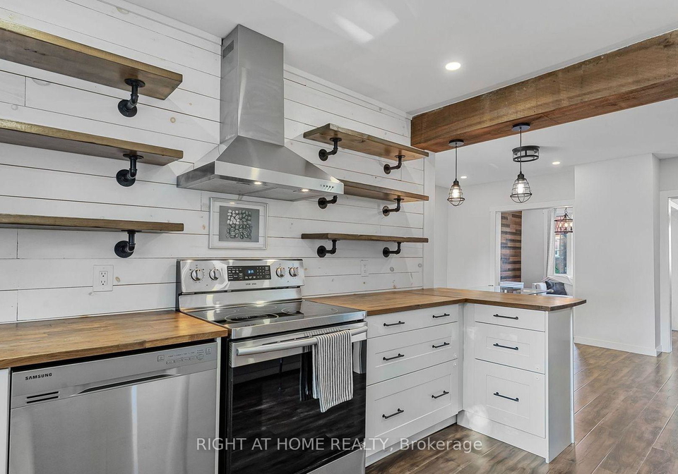 110-cameron-avenue-n-hamilton-ontario-x13705430