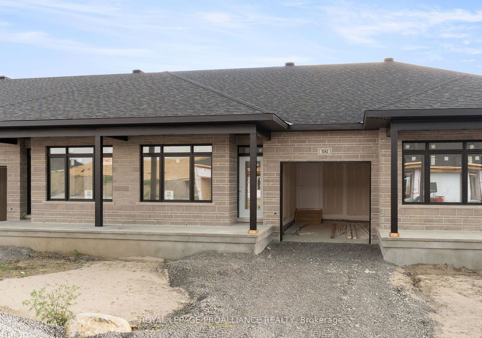 1042-turner-drive-brockville-ontario-x13705464