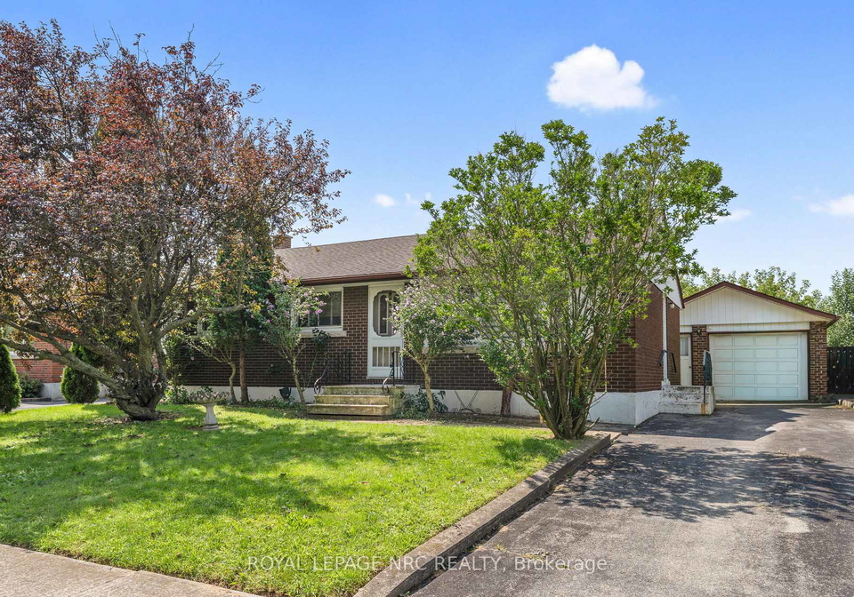 7427-merritt-avenue-niagara-falls-ontario-x13705468