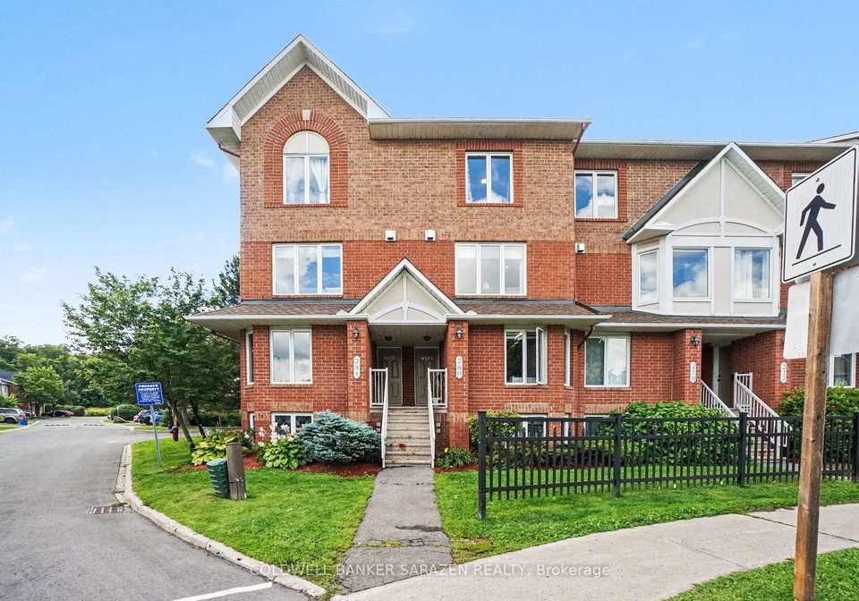 282-cresthaven-drive-ottawa-ontario-x13705564