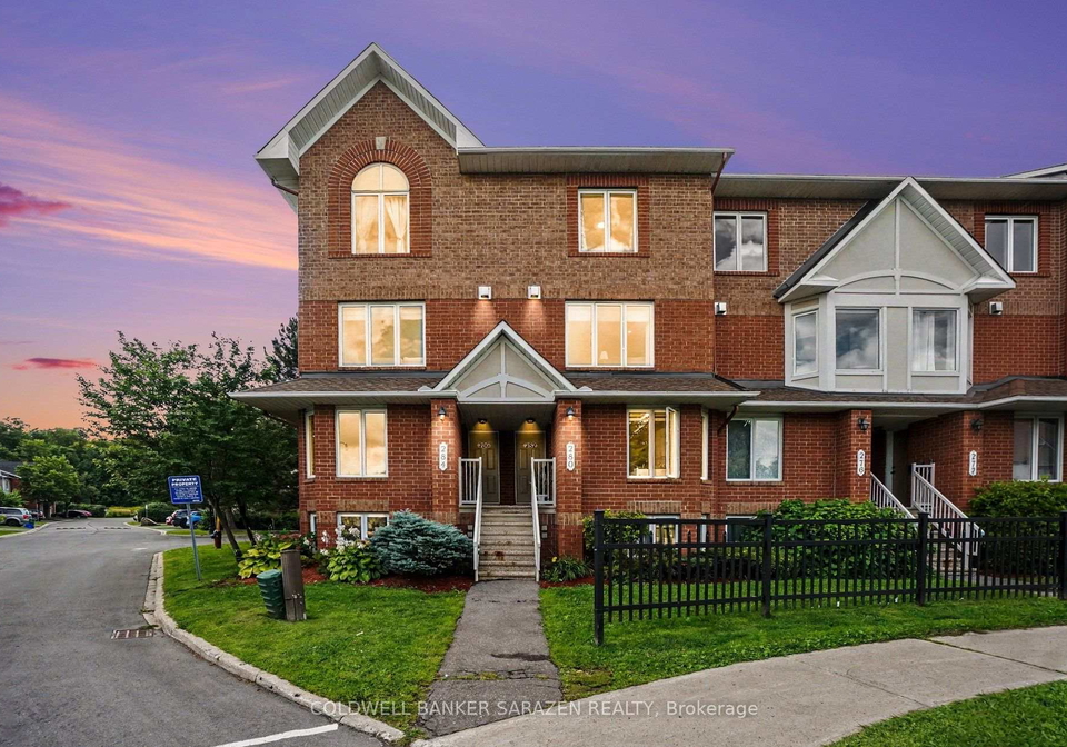282-cresthaven-drive-ottawa-ontario-x13705564
