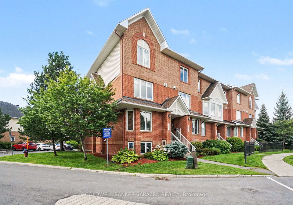 282-cresthaven-drive-ottawa-ontario-x13705564