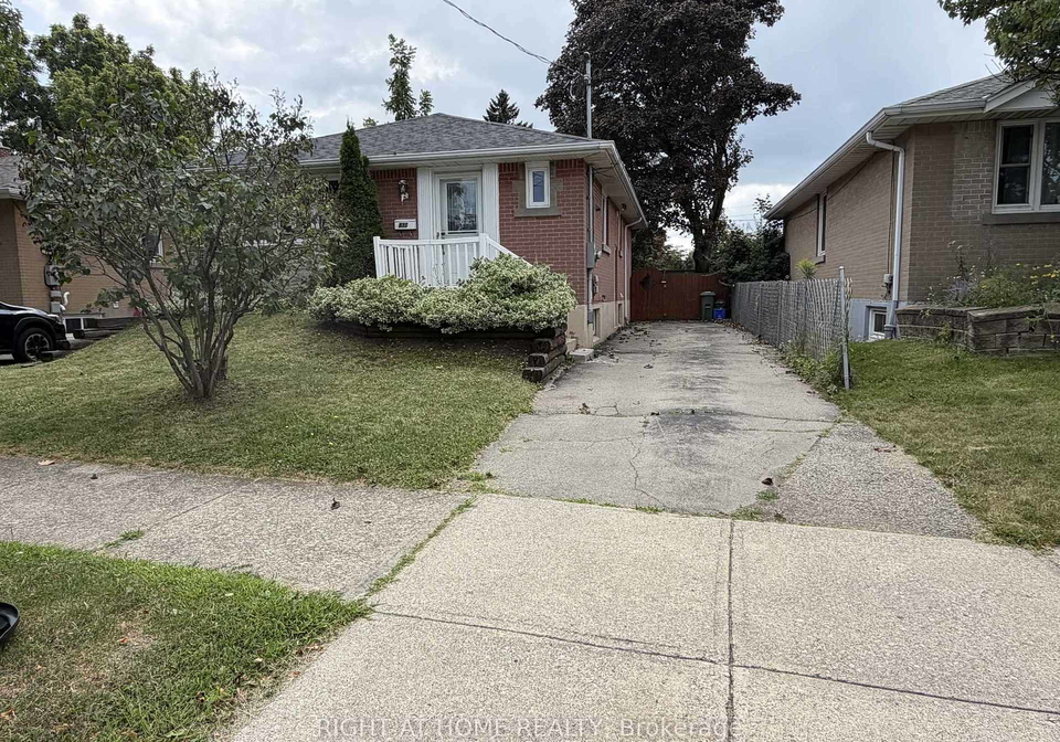 830-brucedale-avenue-e-hamilton-ontario-x13705574