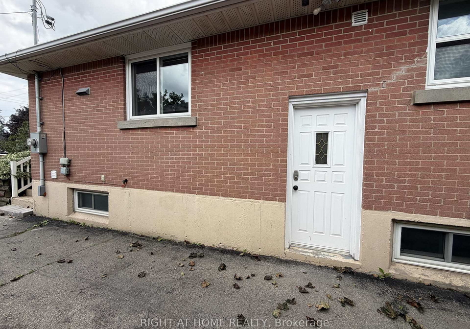 830-brucedale-avenue-e-hamilton-ontario-x13705574