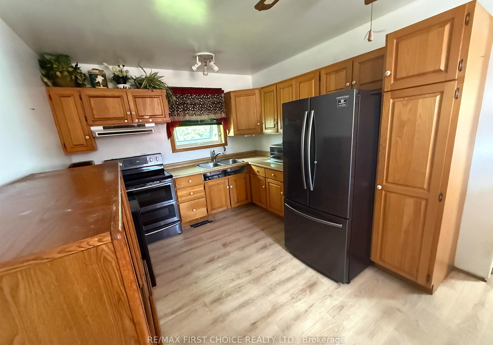 33-mcdonald-road-kenora-remote-area-ontario-x13705634