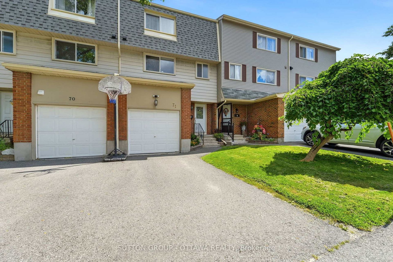 2415-southvale-crescent-ottawa-ontario-x13705654