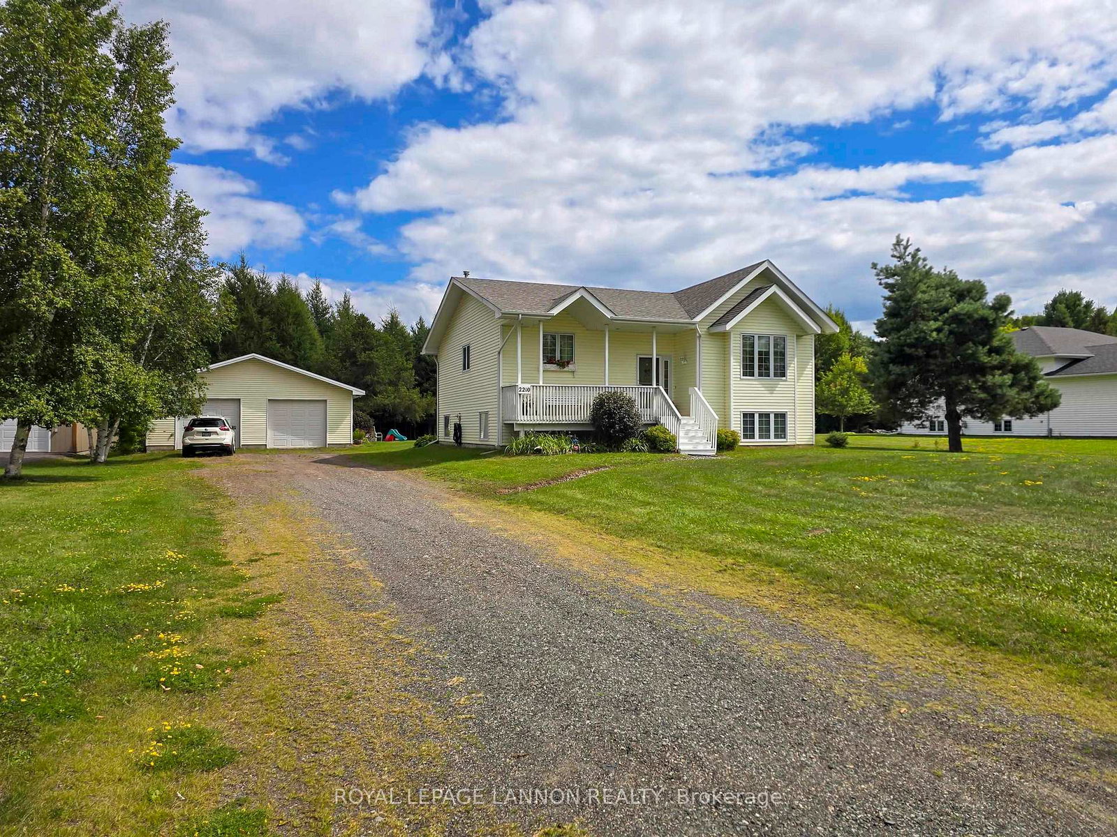 2210-scotland-street-thunder-bay-ontario-x13705688