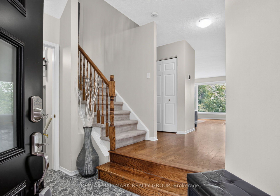 19-windeyer-crescent-kanata-ontario-x13705756