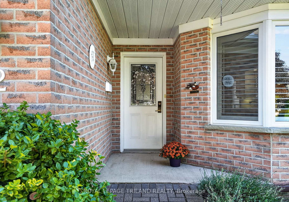 52-ilderbrook-circle-middlesex-centre-ontario-x13705892