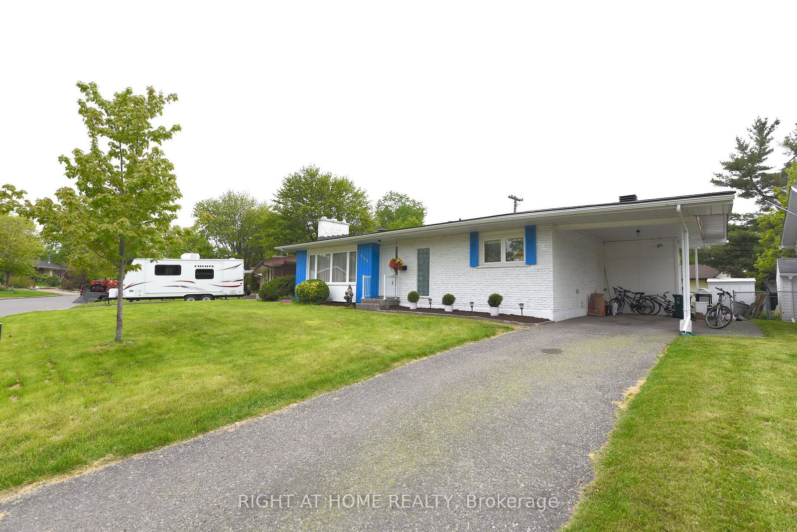 989-goren-avenue-ottawa-ontario-x13705966