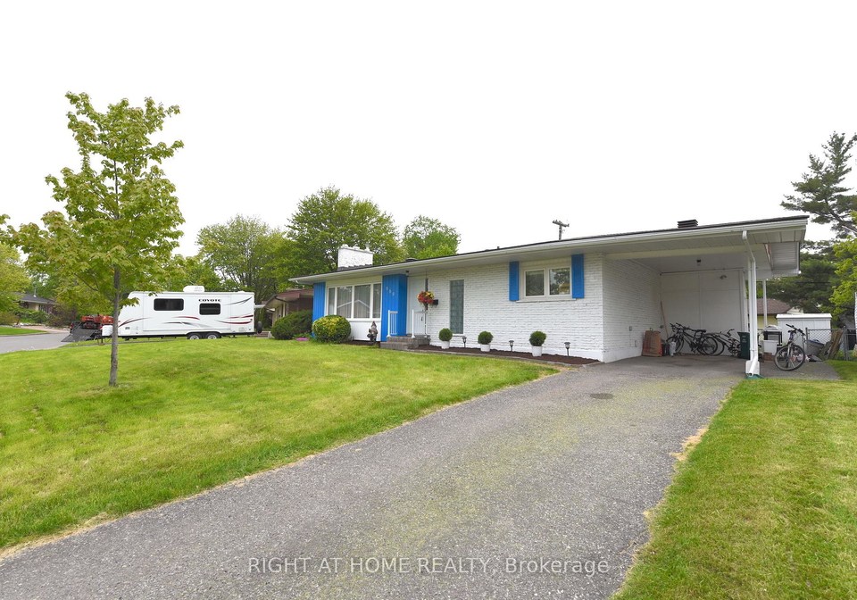 989-goren-avenue-ottawa-ontario-x13705966