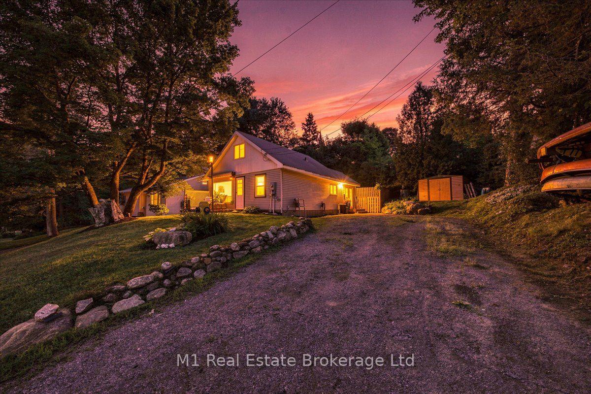 18-wilmott-street-huntsville-ontario-x13706032