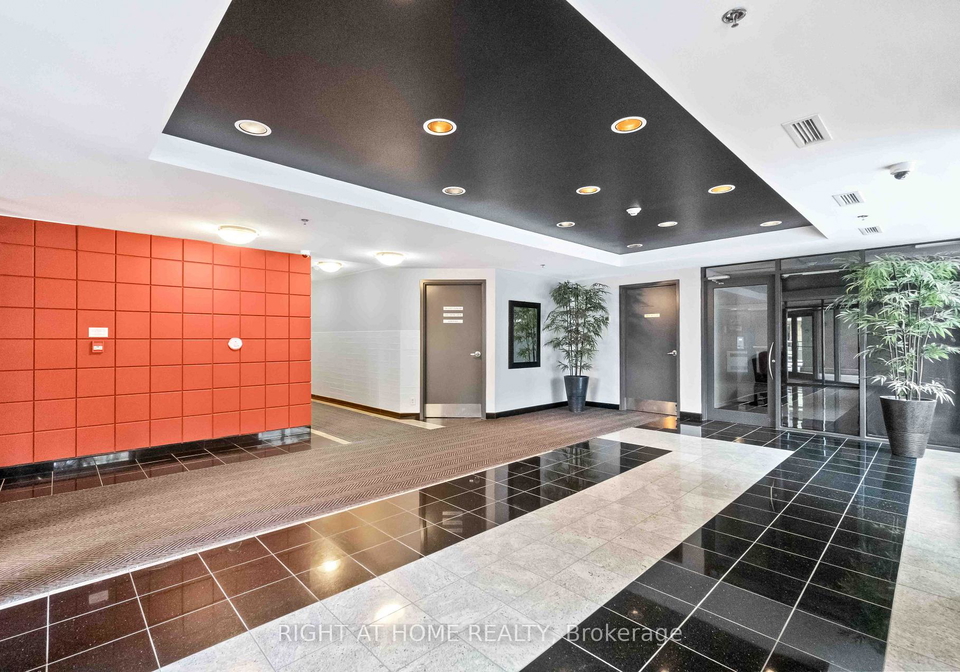 445-laurier-avenue-w-ottawa-ontario-x13706036