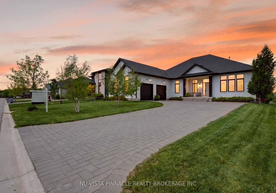 2572-lucas-avenue-strathroy-caradoc-ontario-x13706038