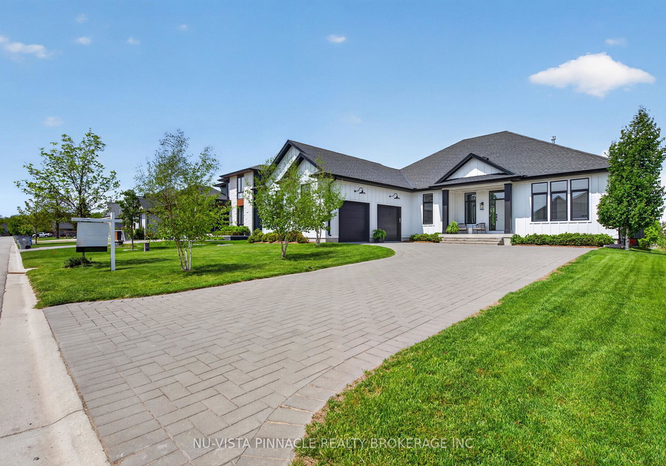 2572-lucas-avenue-strathroy-caradoc-ontario-x13706038
