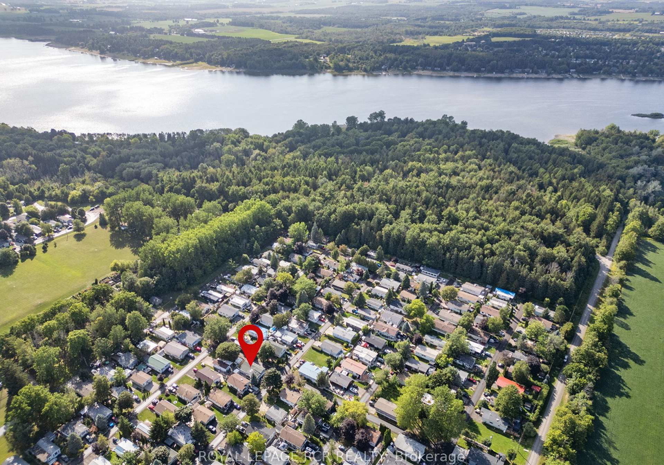 465-spruce-street-centre-wellington-ontario-x13706104