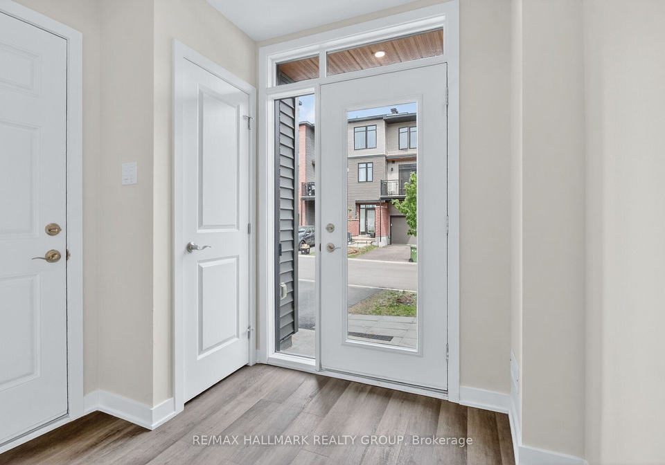 402-jewelwing-private-ottawa-ontario-x13706356