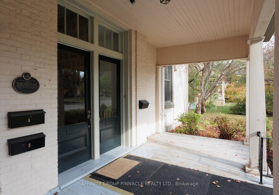 12-russell-street-e-kawartha-lakes-ontario-x13706448