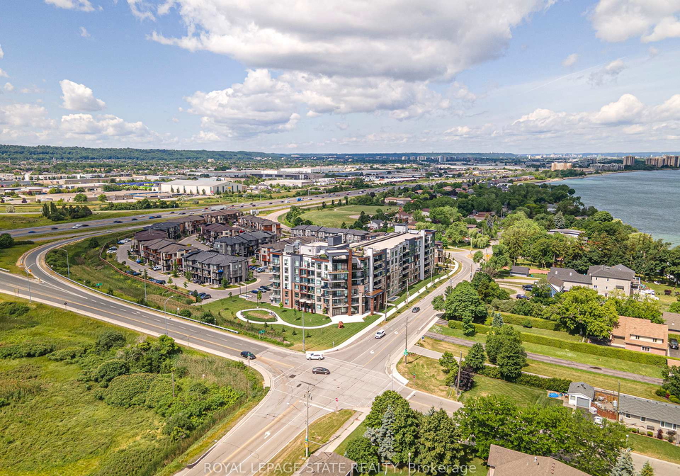 600-north-service-road-hamilton-ontario-x13706502