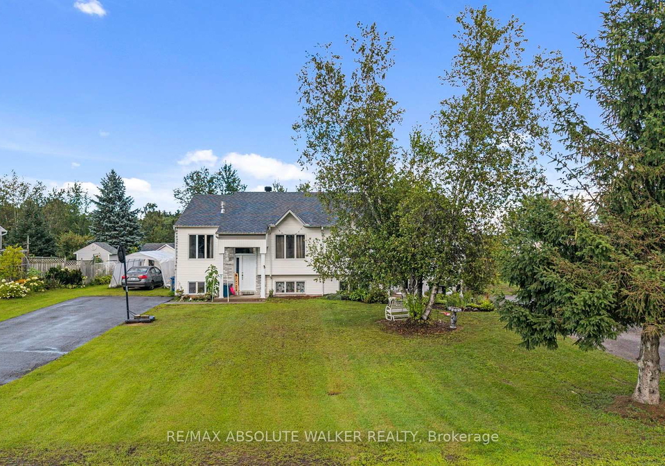 535a-devista-boulevard-alfred-and-plantagenet-ontario-x13706708