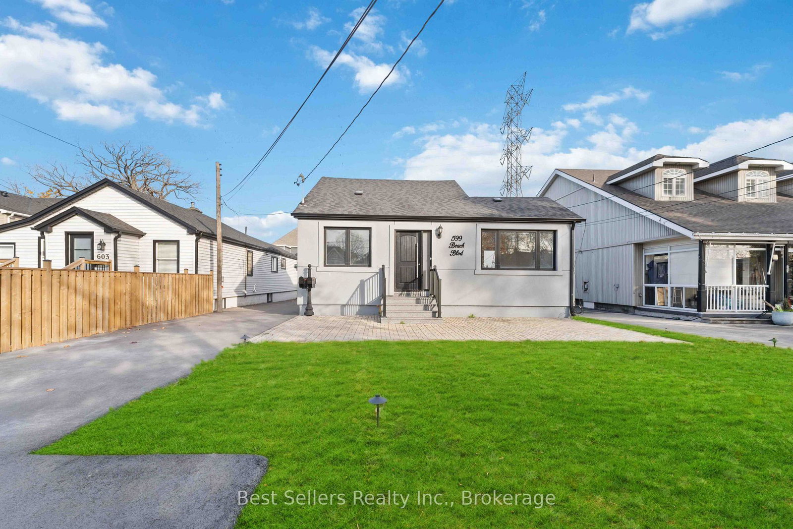 599-beach-boulevard-hamilton-ontario-x13706828