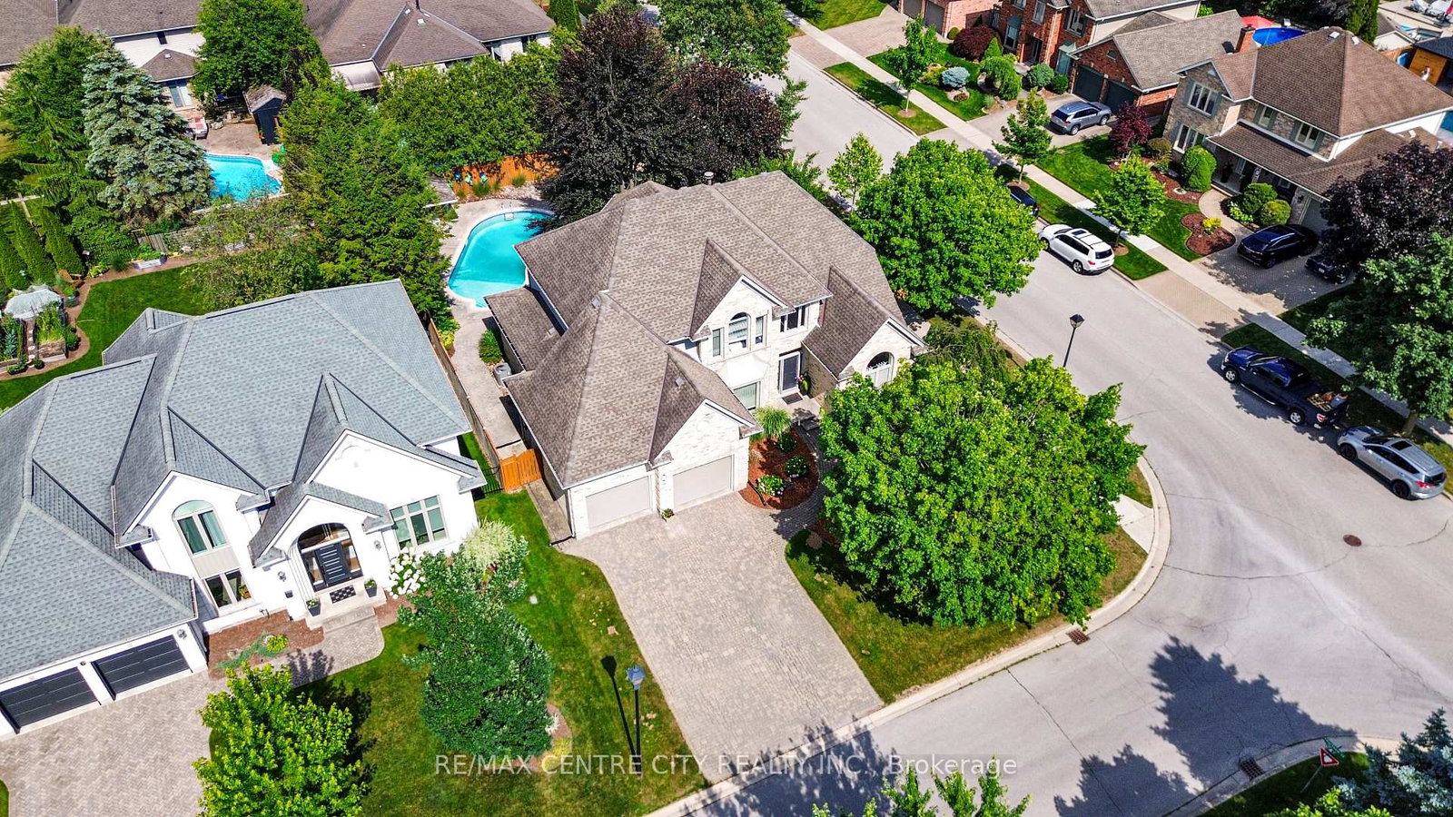 2-havenwood-way-london-north-ontario-x13706890