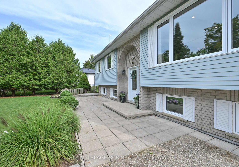 9493-maas-park-drive-se-wellington-north-ontario-x13706928