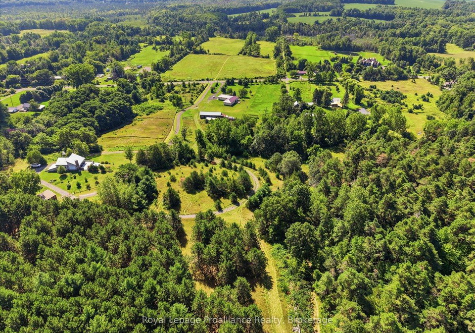254-airport-road-quinte-west-ontario-x13707030