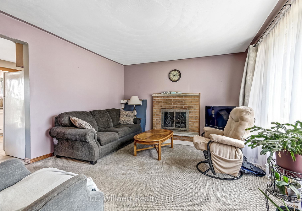 12-alba-avenue-tillsonburg-ontario-x13707058