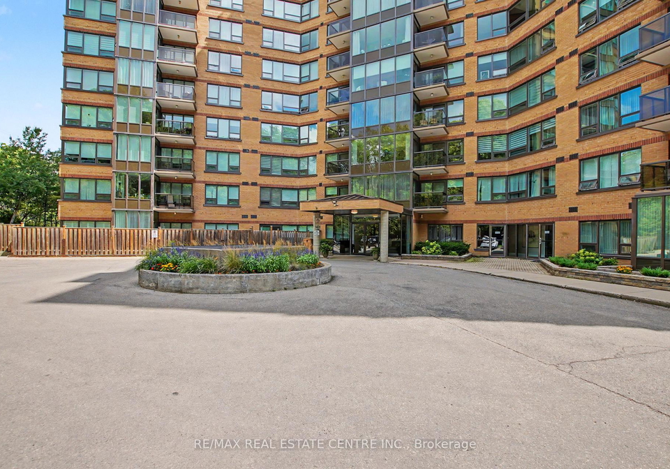 237-king-street-w-cambridge-ontario-x13707152
