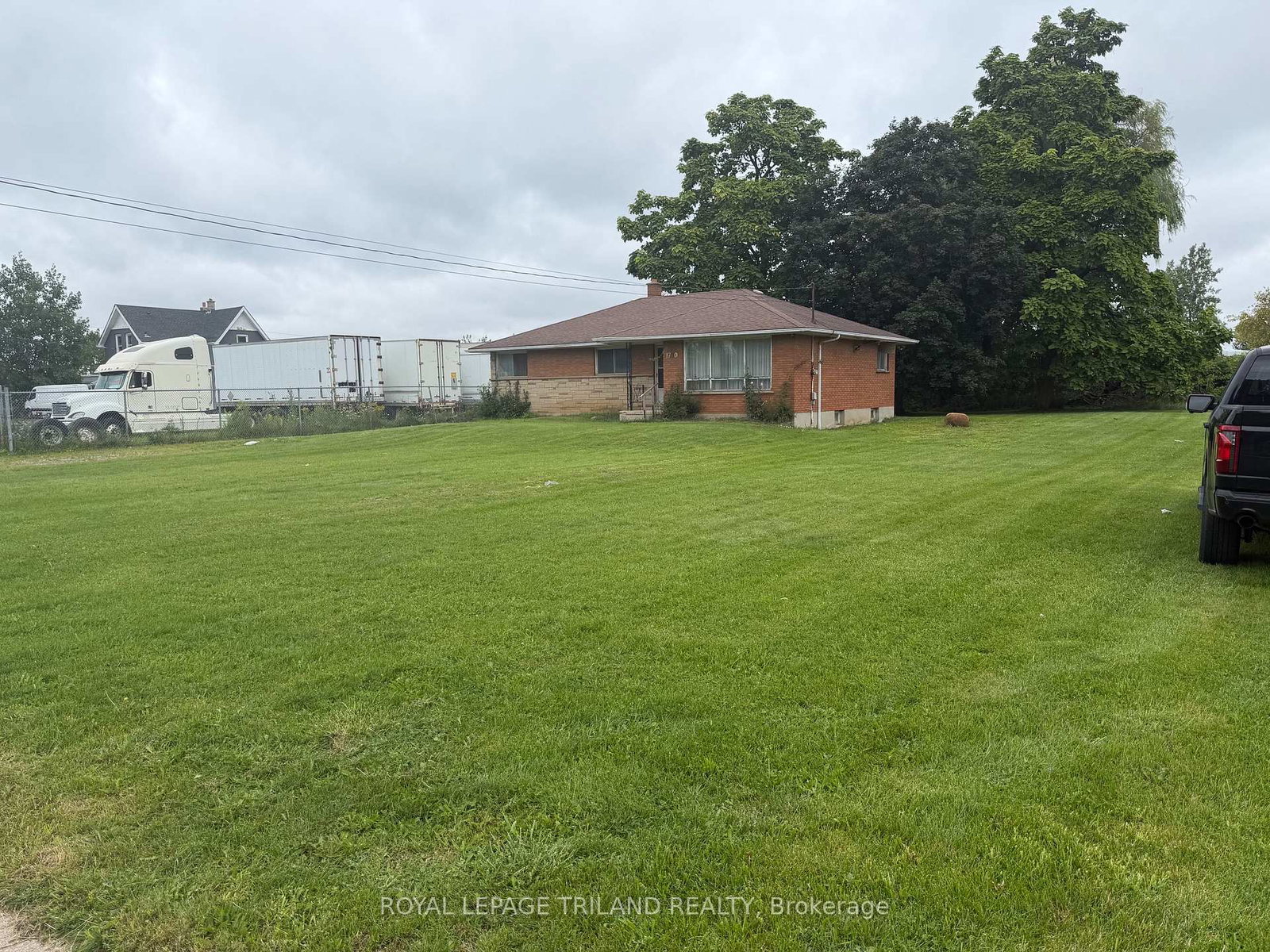1780-gore-road-london-east-ontario-x13707454